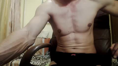 Snapshot of musculargod chatting on 23, 11, 2025 SexyMuscled online show from 23, 11, 2025