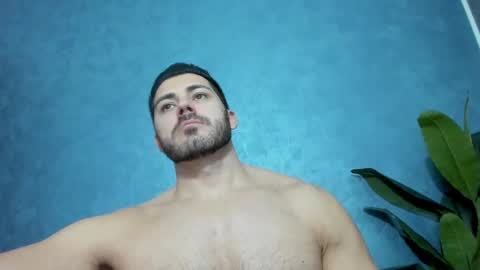 muscularmaster onlyfans online show from 19, 12, 2024