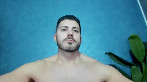 muscularmaster onlyfans online show from 5, 1, 2025