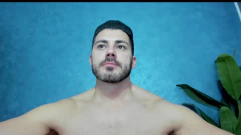 muscularmaster onlyfans online show from 6, 1, 2025