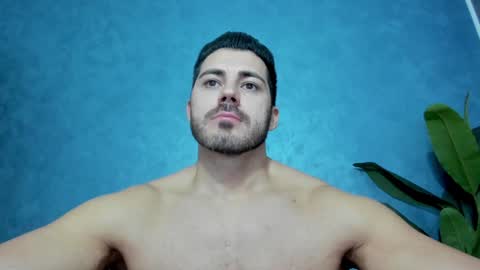 muscularmaster onlyfans online show from 14, 1, 2025