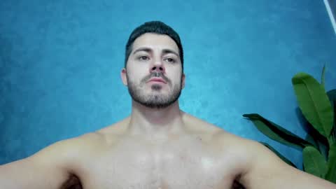 muscularmaster onlyfans online show from 14, 1, 2025