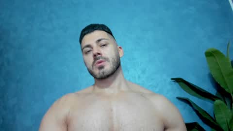 muscularmaster onlyfans online show from 16, 1, 2025