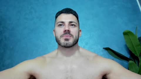 muscularmaster onlyfans online show from 18, 1, 2025