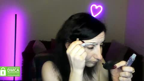 Snapshot of muse_kitty_jenia chatting on 21, 11, 2025 Jenya online show from 21, 11, 2025