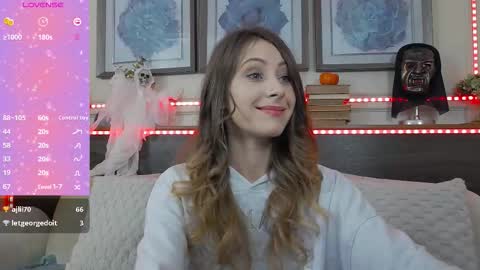 Luna  online show from 29, 10, 2025