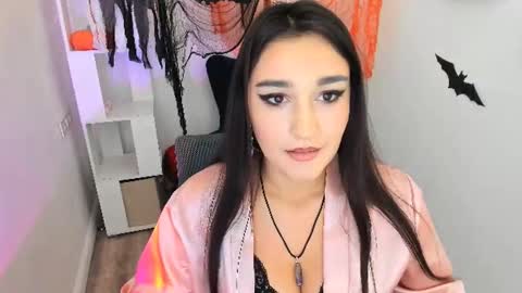 Snapshot of museofheart chatting on 27, 10, 2025 museofheart online show from 27, 10, 2025