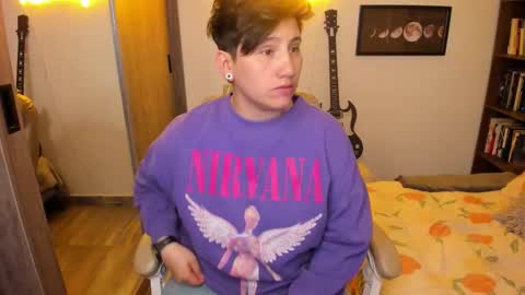 Snapshot of musicayluna chatting on 10, 11, 2025 VALENTINA Luna online show from 10, 11, 2025