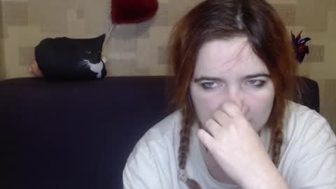 Snapshot of mustardgirl chatting on 21, 12, 2025 ZZ TOP online show from 21, 12, 2025