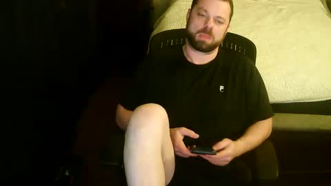 mustenjoyhead79 online show from 10, 1, 2026