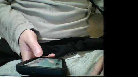 Snapshot of muzicdaddy4200 chatting on 4, 12, 2025 SubDaddy420 online show from 4, 12, 2025