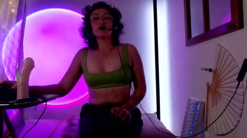 Snapshot of mx_anouk_divine chatting on 2, 3, 2026 Mx. Anouk Divine online show from 2, 3, 2026