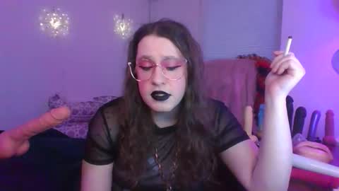 Mx Charlotte online show from 4, 3, 2026