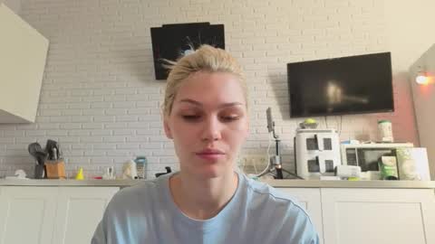 April online show from 16, 3, 2026