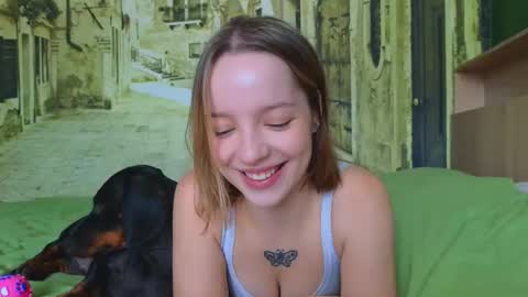  MIA  I will be here Monday Wednesday Thursday Saturday online show from 21, 9, 2025