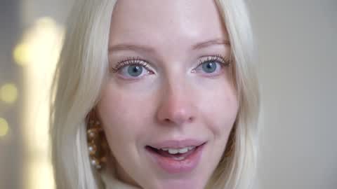 STELLA  Im here today online show from 12, 12, 2024