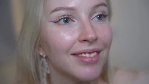STELLA  Im here today online show from 16, 1, 2025