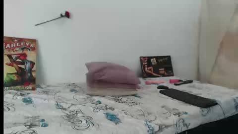Snapshot of myaduarte1992 chatting on 19, 9, 2025 Mya latina online show from 19, 9, 2025