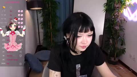 Mia online show from 8, 3, 2026