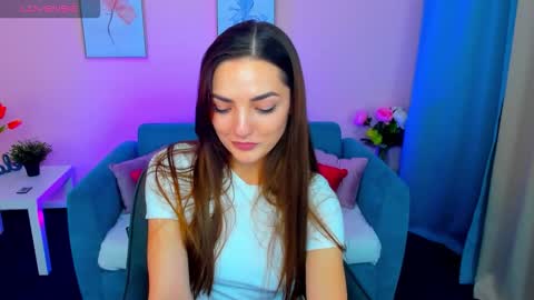 Ella online show from 25, 9, 2025