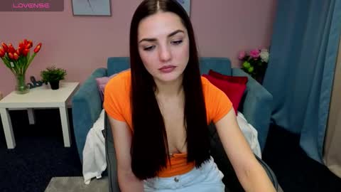 Ella online show from 15, 10, 2025