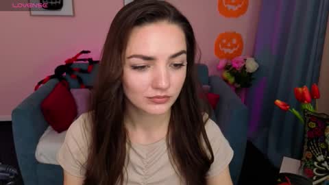 Ella online show from 28, 10, 2025