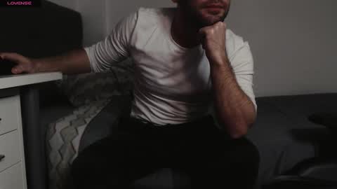 Juan  OF  myhairymacho online show from 18, 2, 2025