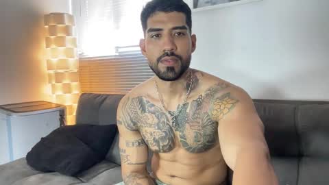 Snapshot of myke_esthetic chatting on 17, 2, 2026 Myke esthetic online show from 17, 2, 2026