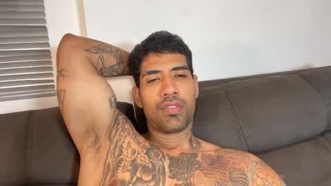 Snapshot of myke_esthetic chatting on 16, 3, 2026 Myke esthetic online show from 16, 3, 2026