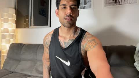 Snapshot of myke_esthetic chatting on 29, 3, 2026 Myke esthetic online show from 29, 3, 2026