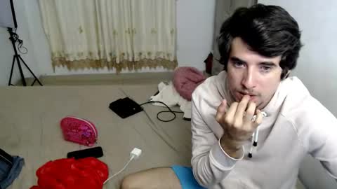 Snapshot of myke_xxx chatting on 22, 9, 2025 mike online show from 22, 9, 2025