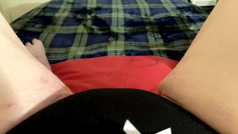 Snapshot of mykittyneedsuu chatting on 17, 10, 2025 Kitty online show from 17, 10, 2025