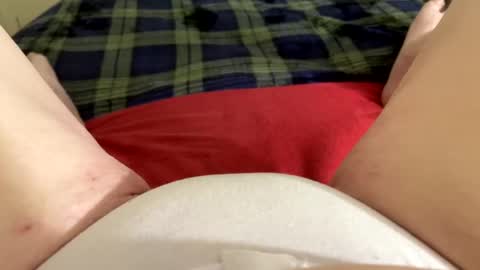 Snapshot of mykittyneedsuu chatting on 22, 10, 2025 Kitty online show from 22, 10, 2025