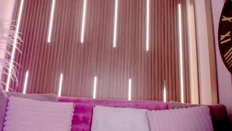 Myla  online show from 20, 11, 2025