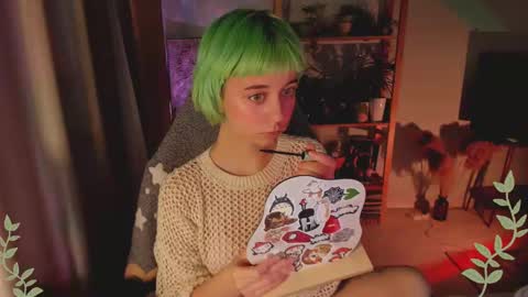 Snapshot of mylaweb chatting on 8, 3, 2025 MylaFlores online show from 8, 3, 2025