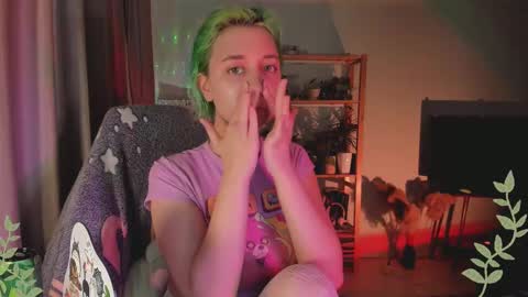 Snapshot of mylaweb chatting on 9, 3, 2025 MylaFlores online show from 9, 3, 2025