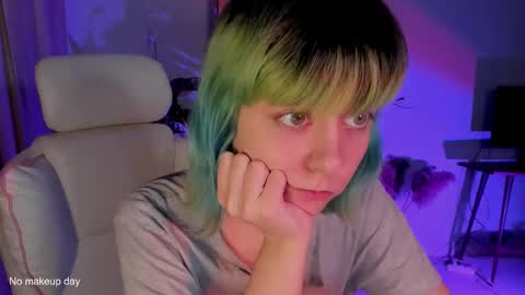 Snapshot of mylaweb chatting on 14, 9, 2025 MylaFlores online show from 14, 9, 2025