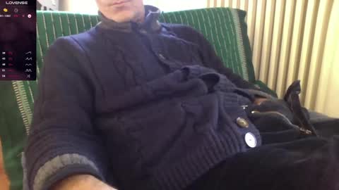 Bi sexy guy lovense hush is on private is open or password show tip if you like. online show from 25, 12, 2024