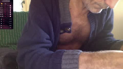 Bi sexy guy lovense hush is on private is open or password show tip if you like. online show from 29, 12, 2024