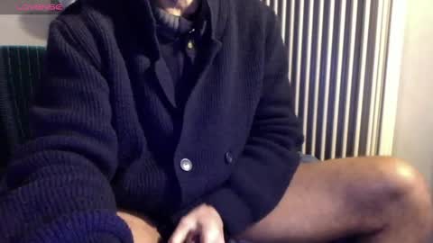 Bi sexy guy lovense hush is on private is open or password show tip if you like. online show from 26, 1, 2025