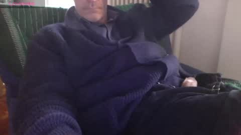 Bi sexy guy lovense hush is on private is open or password show tip if you like. online show from 7, 3, 2025