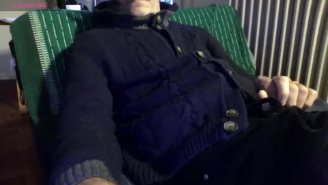 Bi sexy guy lovense hush is on private is open or password show tip if you like. online show from 9, 1, 2026