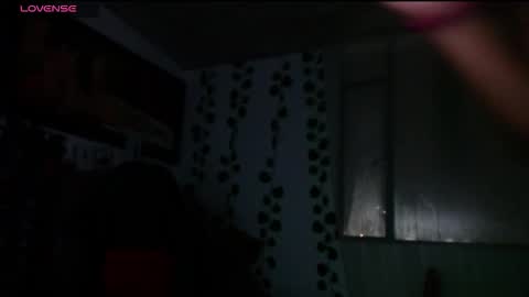 Snapshot of myomi_nix chatting on 17, 10, 2025 myomi online show from 17, 10, 2025