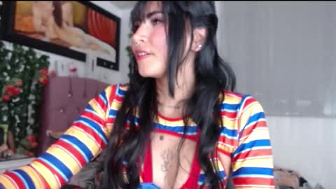 Snapshot of myomi_nix chatting on 18, 10, 2025 myomi online show from 18, 10, 2025