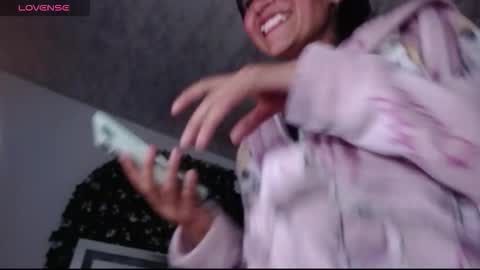 myomi online show from 15, 12, 2025