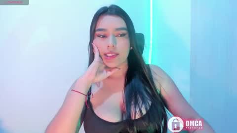 Bella online show from 4, 10, 2025