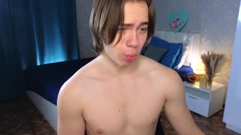 Mickey online show from 21, 2, 2025