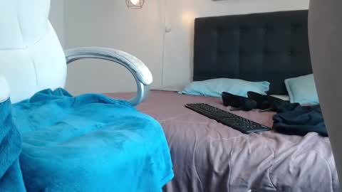 No Name online show from 17, 12, 2024