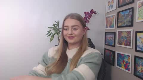 Snapshot of mysteryericax chatting on 6, 12, 2024 Erica online show from 6, 12, 2024