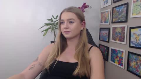 Snapshot of mysteryericax chatting on 11, 12, 2024 Erica online show from 11, 12, 2024